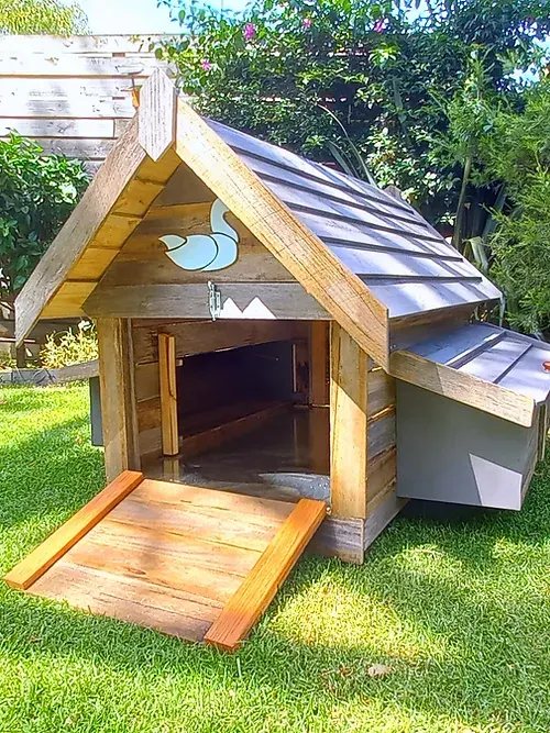 “dixie’s” xl duck cottage
